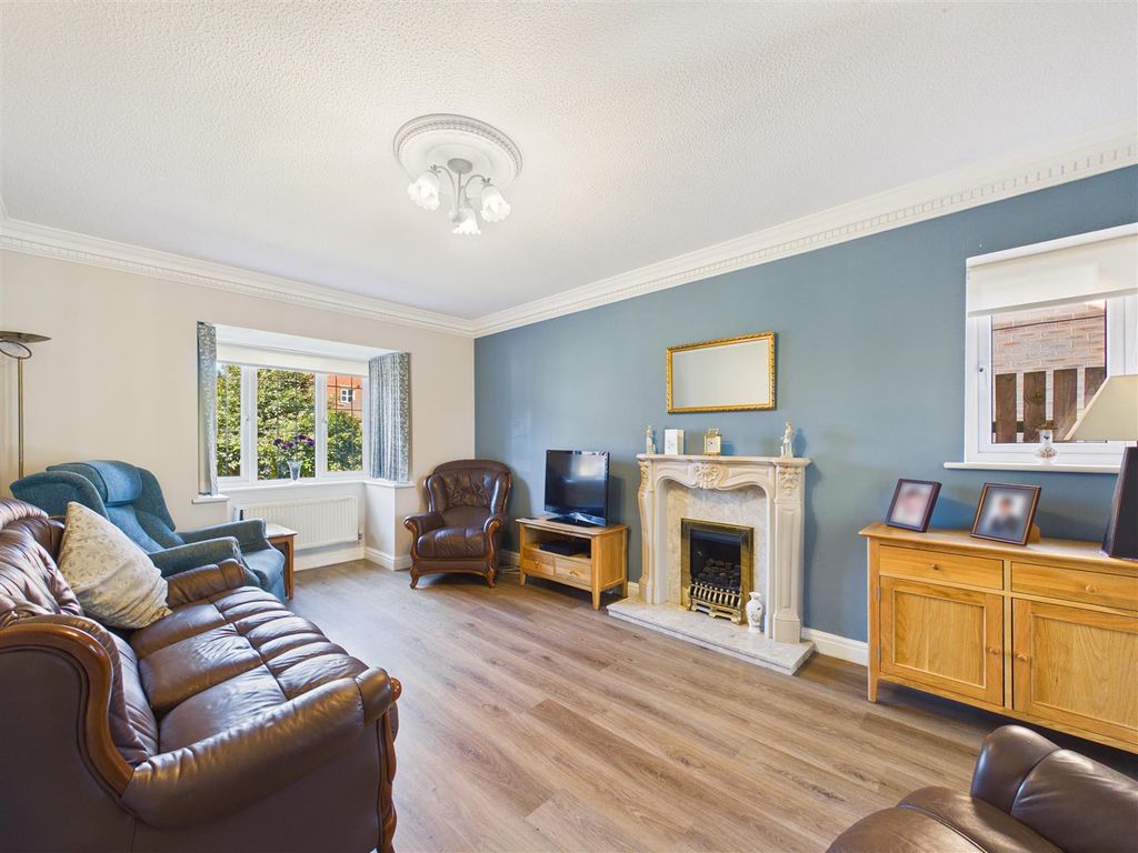 Property photo 2 of 14 Cam05451G0-Pr0116-Still011.Jpg