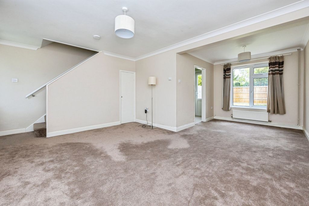 Property photo 3 of 19