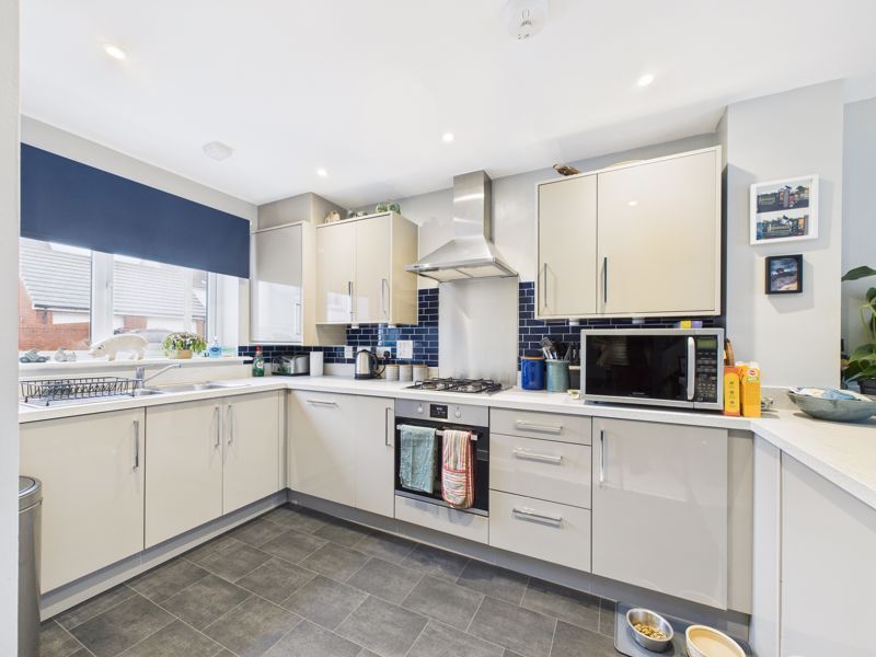 Property photo 2 of 10 Kitchen Area