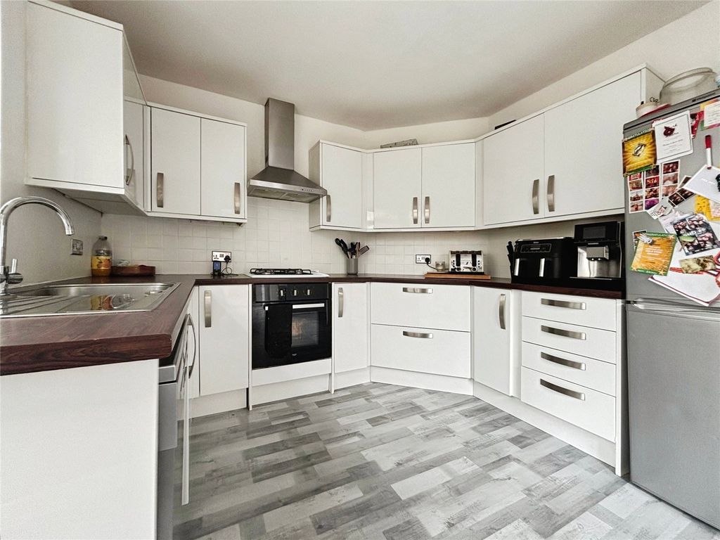 Property photo 3 of 25 Picture No. 22