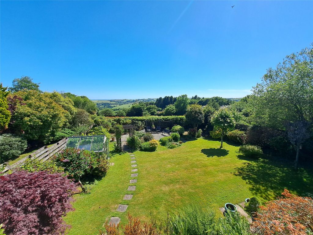 Property photo 3 of 21 3 - Picture No. 29