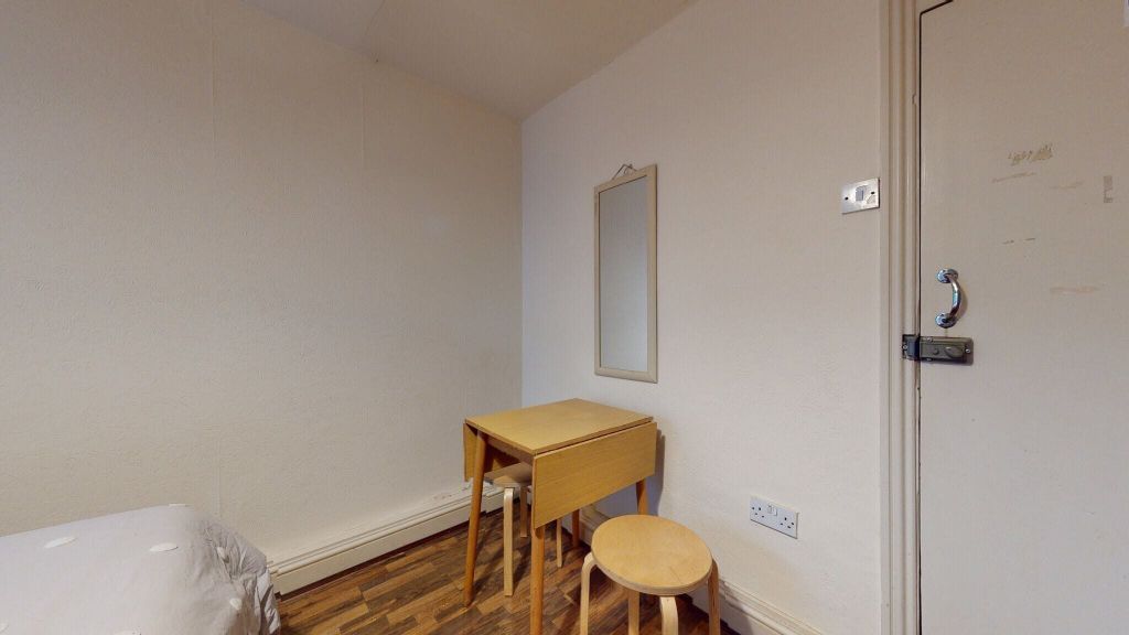 Property photo 3 of 6 Dining Room