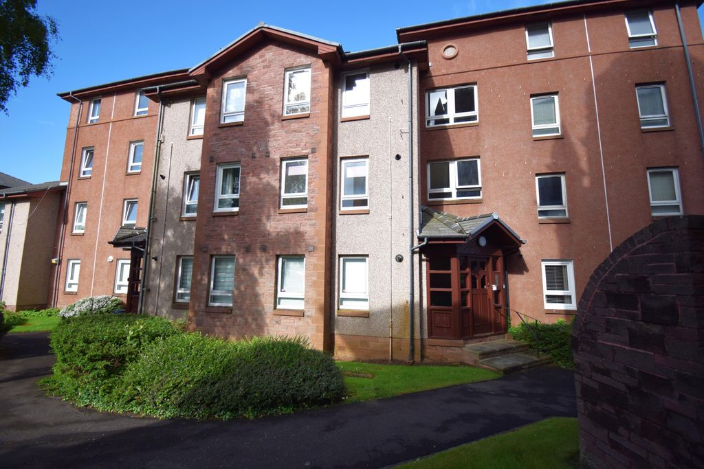 Property photo 1 of 11