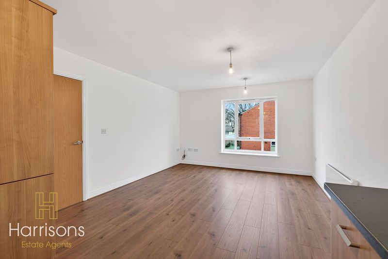 Property photo 3 of 12 Photo 12