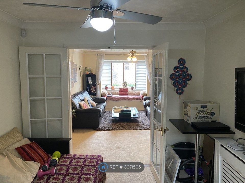 Property photo 2 of 29
