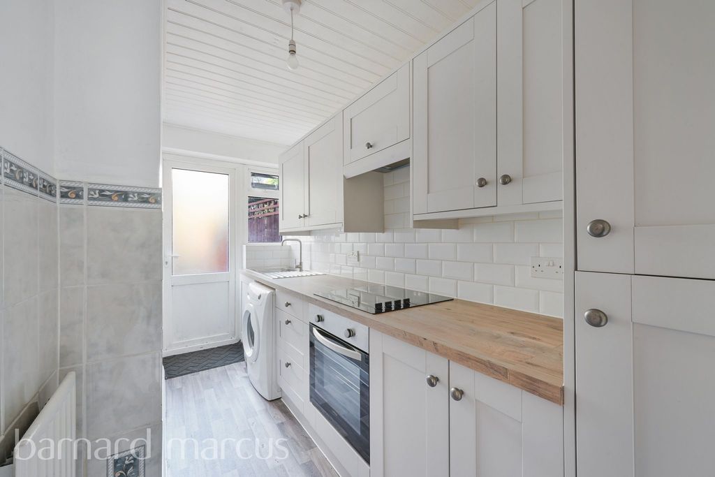 Property photo 3 of 8 Image