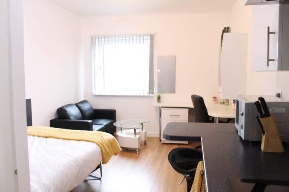 Property photo 1 of 30