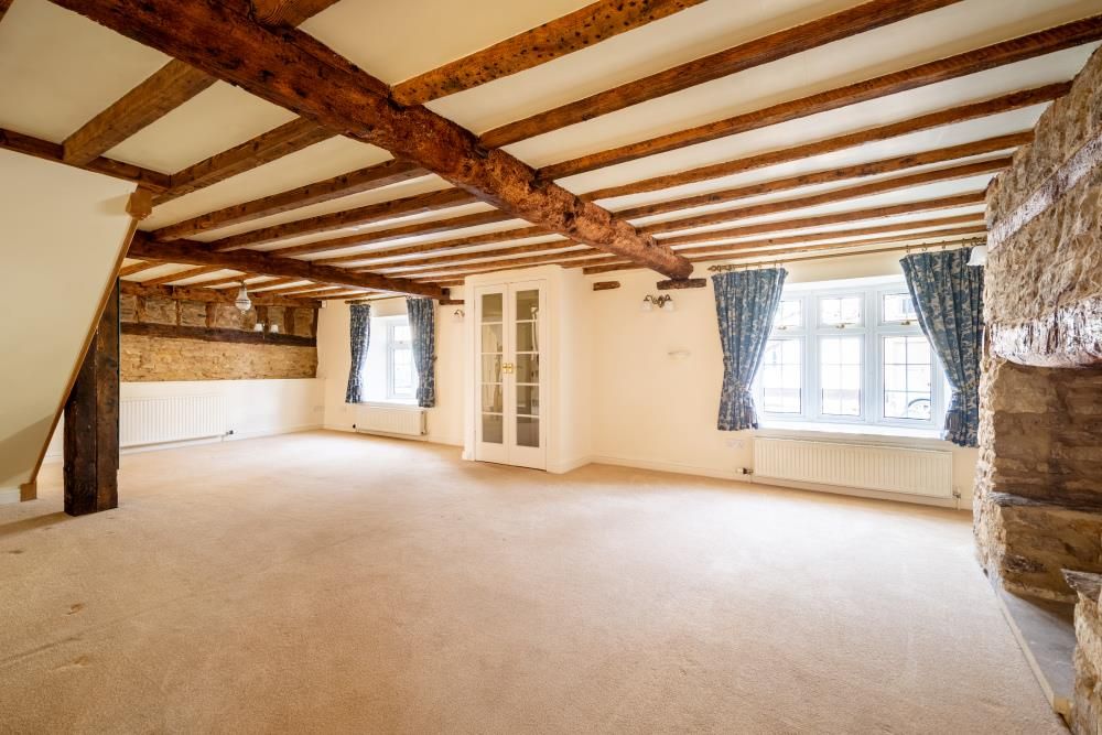 Property photo 2 of 17 Image