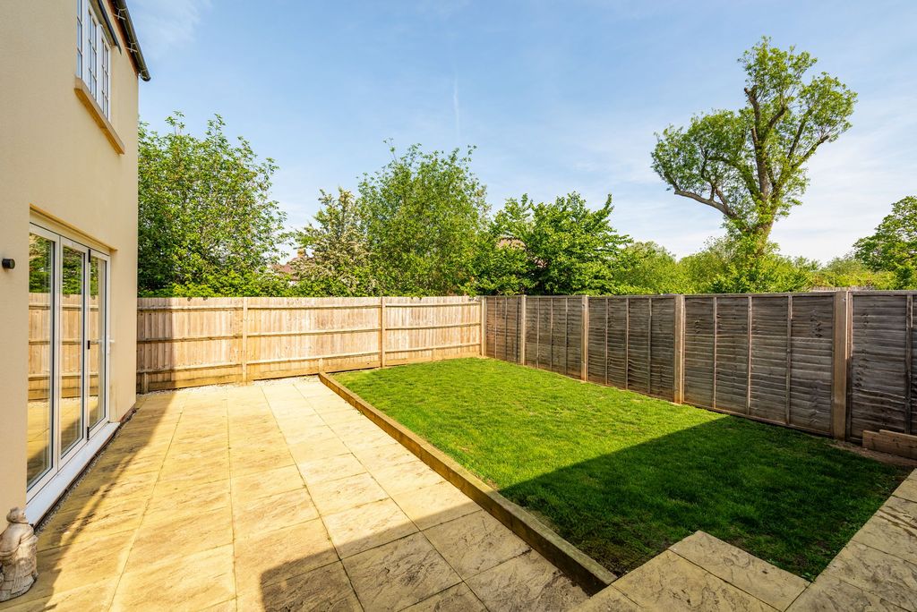 Property photo 3 of 26
