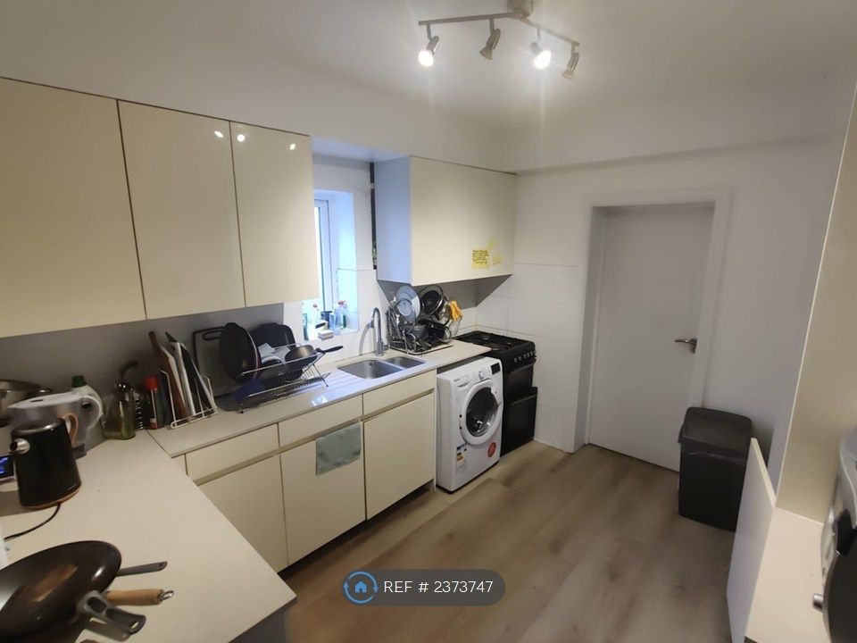 Property photo 3 of 3