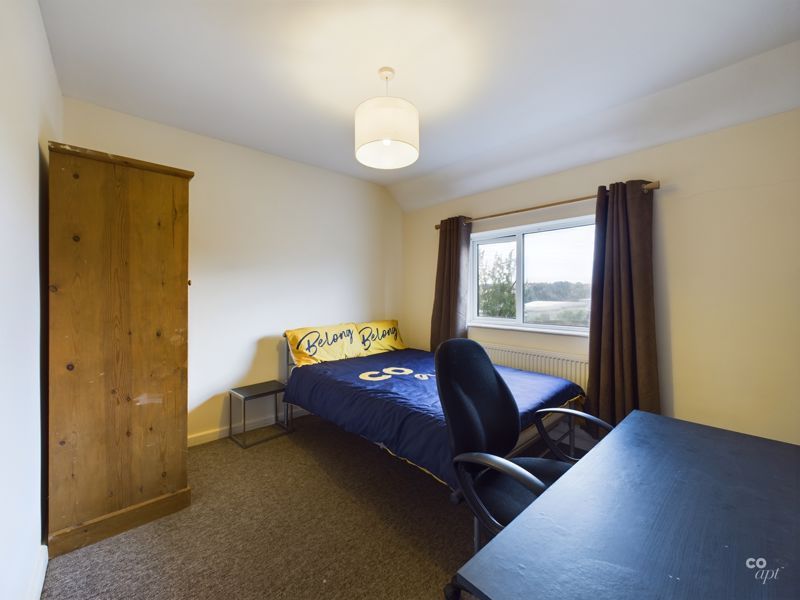 Property photo 2 of 12 Photo 24