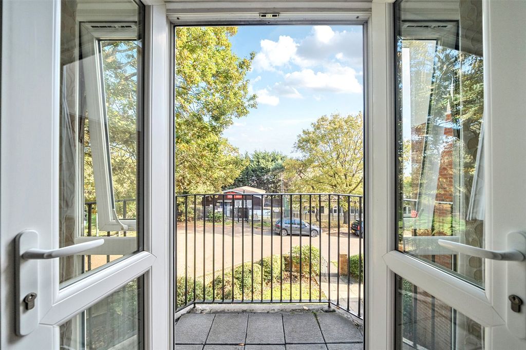 Property photo 2 of 17 Views