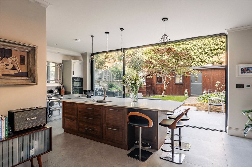 Property photo 1 of 16 Kitchen