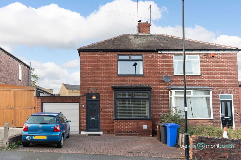 Property photo 1 of 18