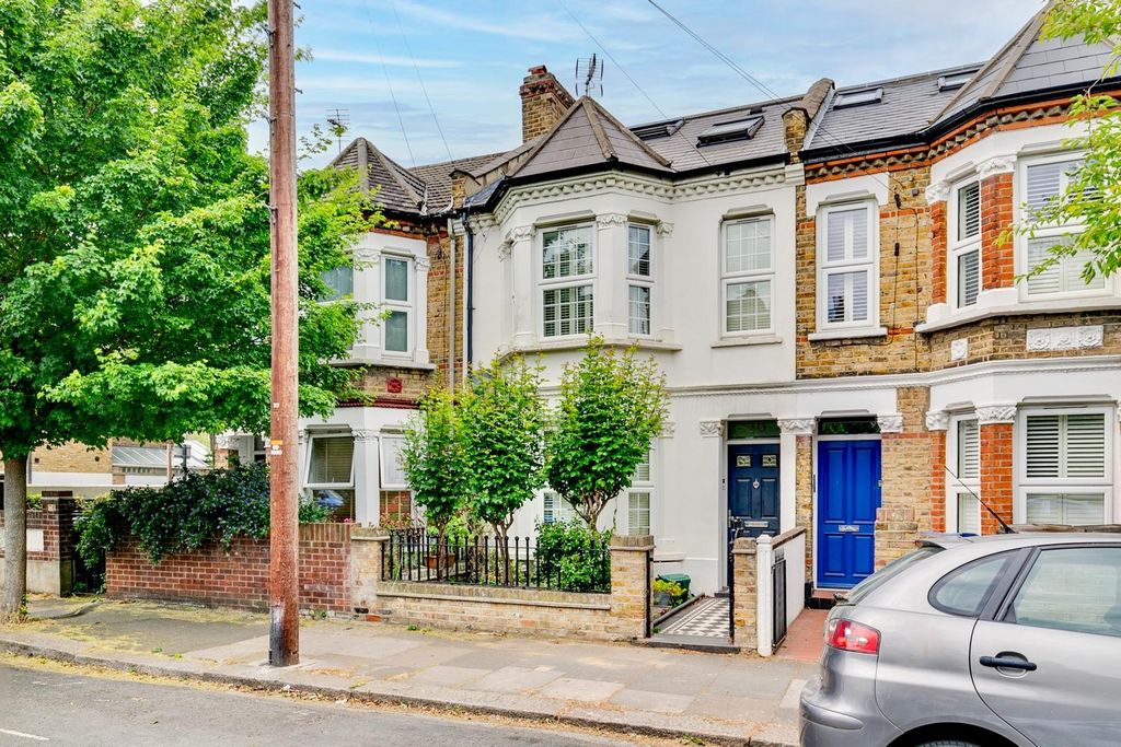 Property photo 1 of 7 Exterior