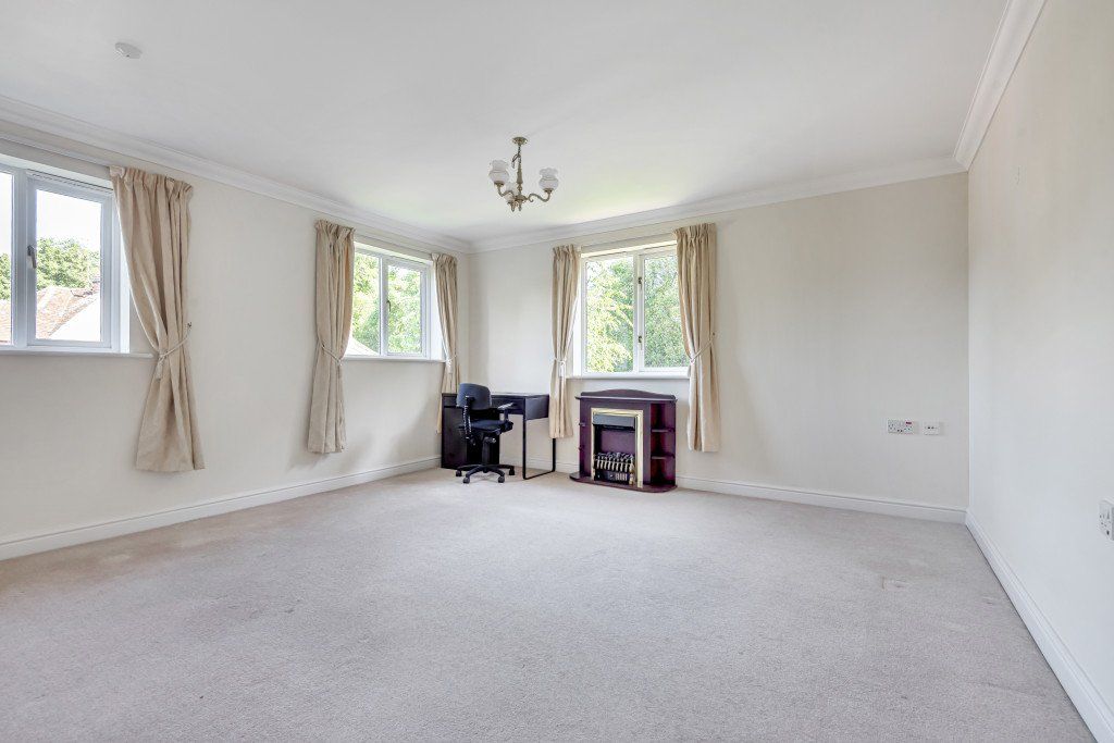 Property photo 2 of 9 Picture No. 18
