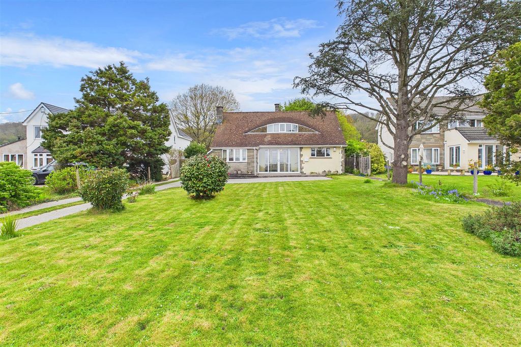 Property photo 1 of 21