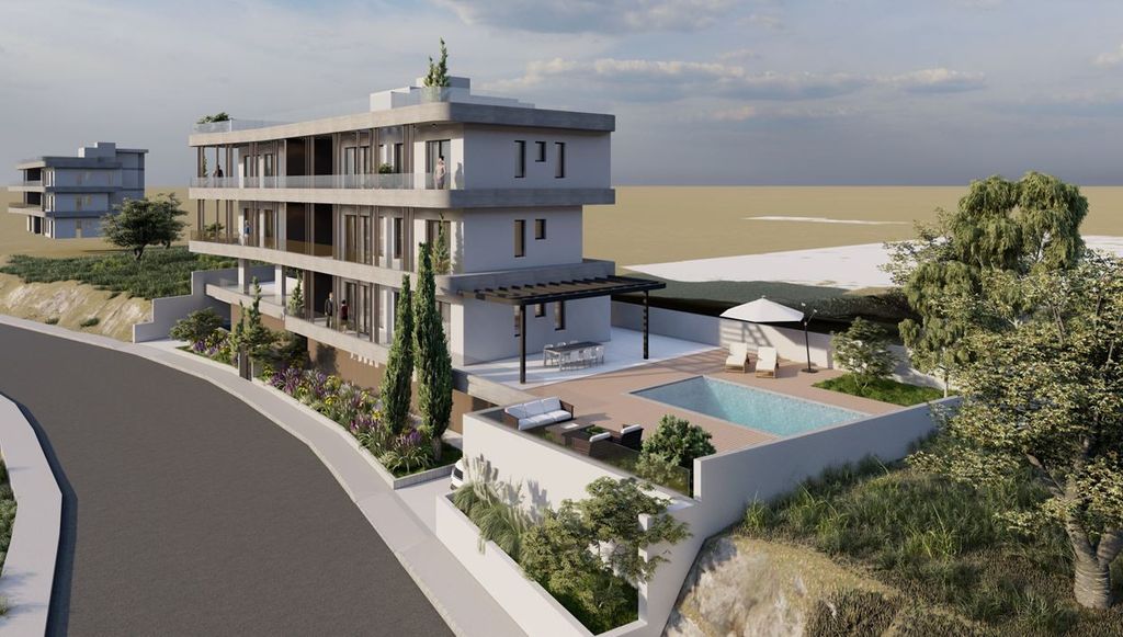 Property photo 3 of 10