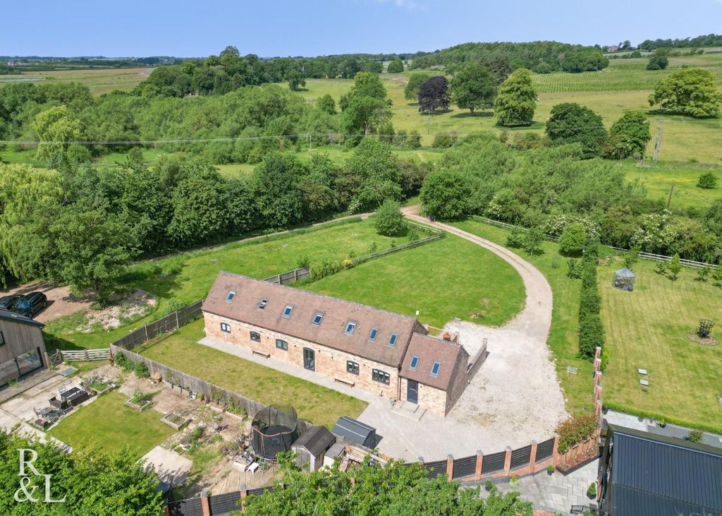 Property photo 1 of 40 Ashby (49).Jpg