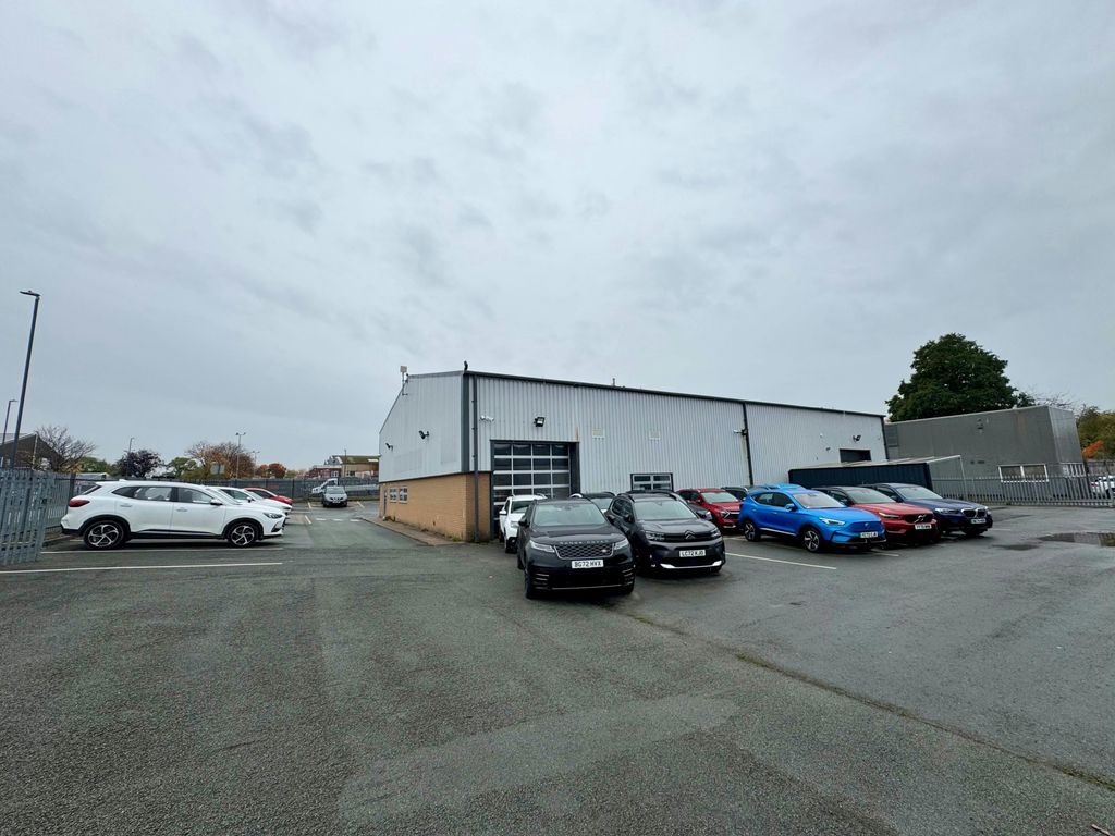 Property photo 2 of 7 4.Jpg