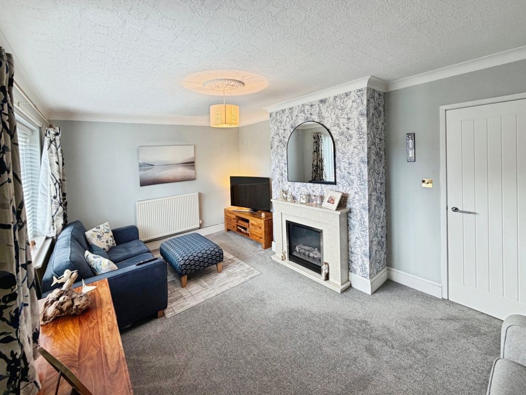 Property photo 3 of 39 Pbox-Img.Jpg