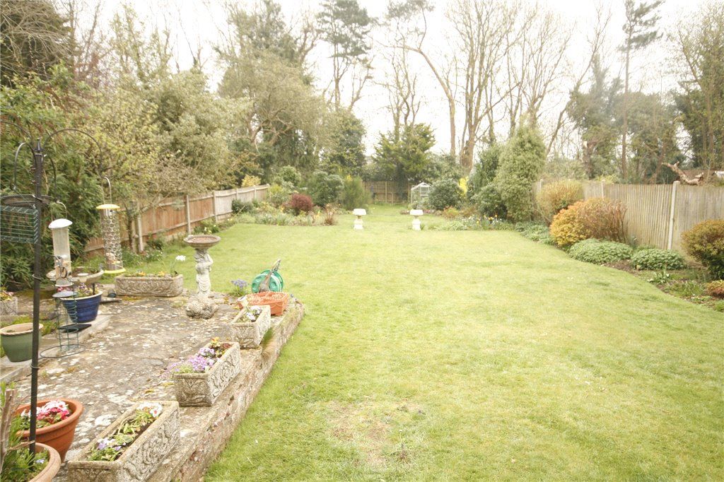 Property photo 2 of 3 Garden