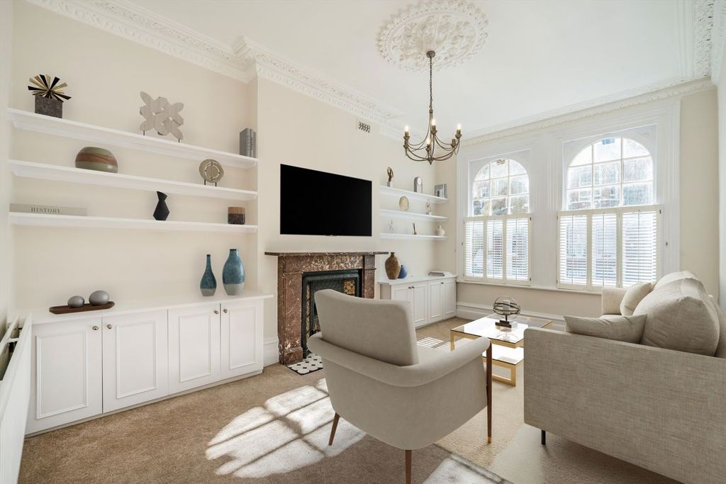 Property photo 2 of 5