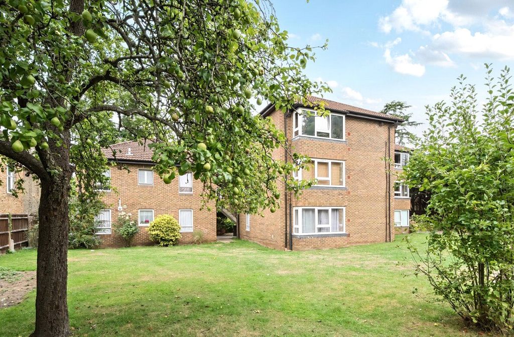 Property photo 1 of 16 Picture No. 21