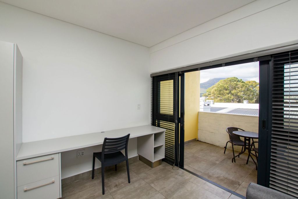 Property photo 1 of 29 St1709651