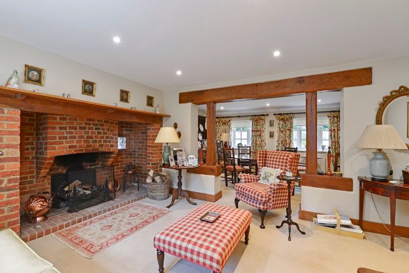 Property photo 3 of 16 Photo 7