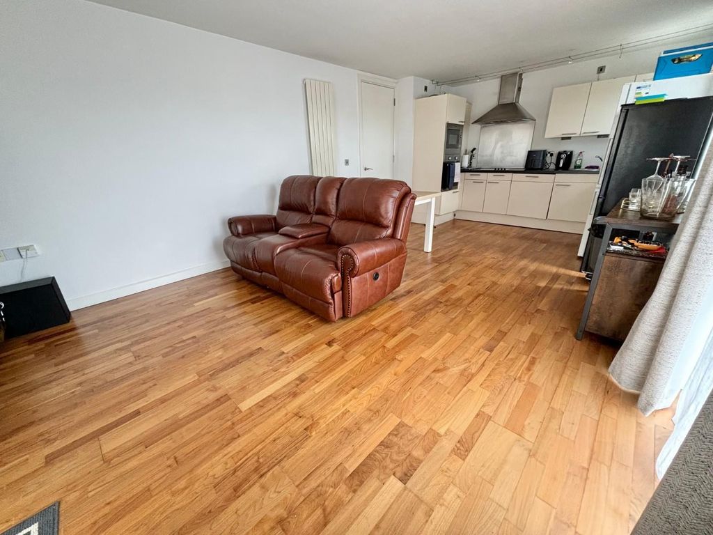 Property photo 3 of 18 Image00007.Jpeg