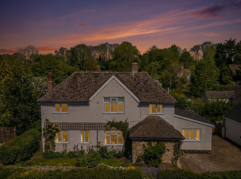 Property photo 1 of 34