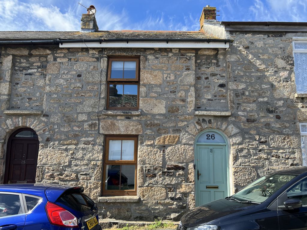 Property photo 1 of 10 2 Bedroom Mid Terraced House For Sale
