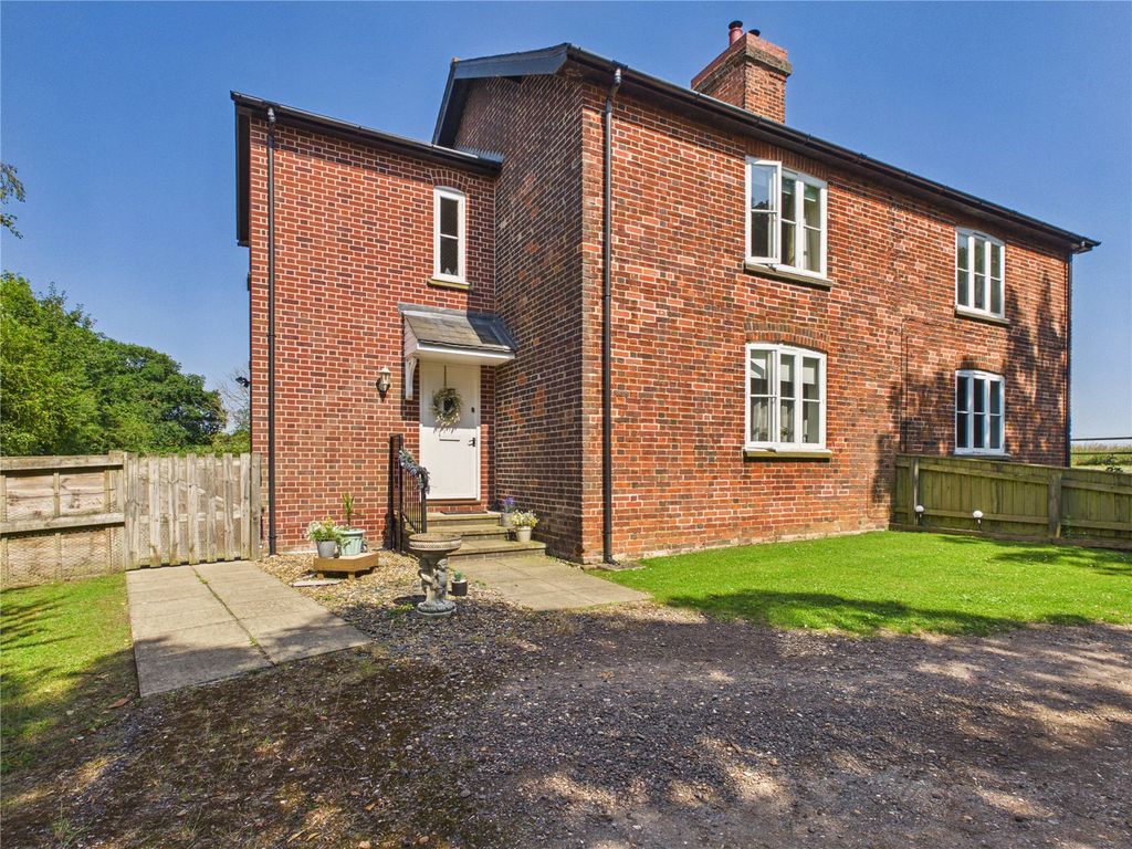 Property photo 1 of 12 Picture No. 02