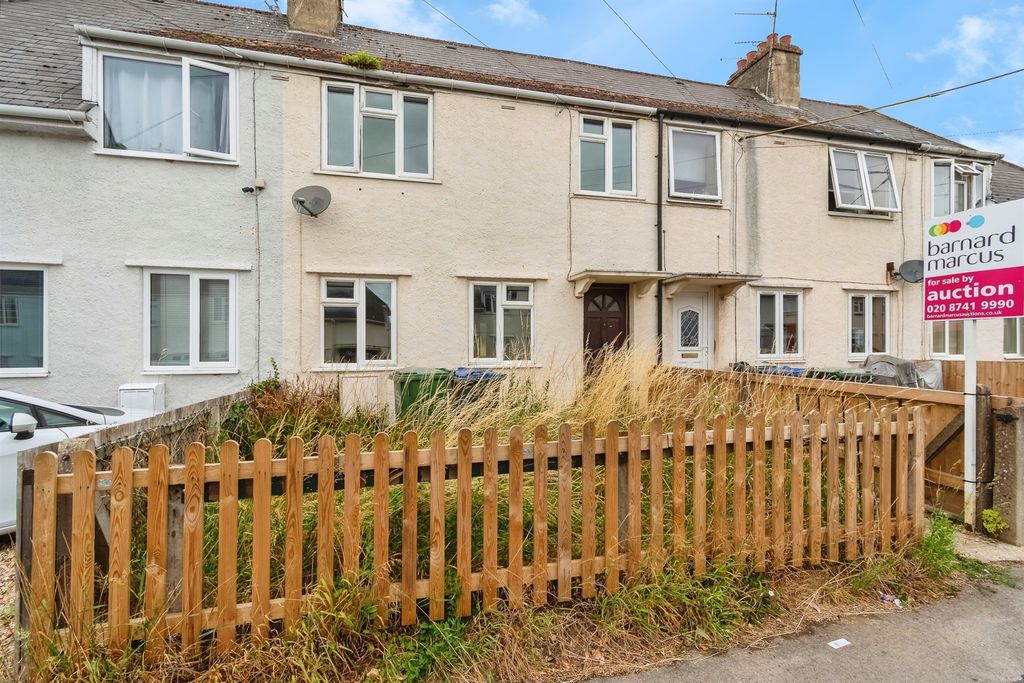 Property photo 1 of 17