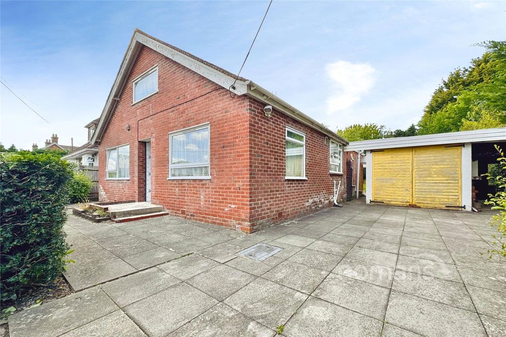 Property photo 1 of 19 Front