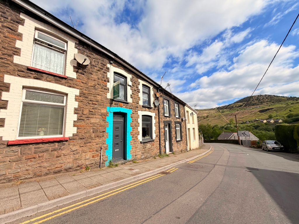 Property photo 1 of 33
