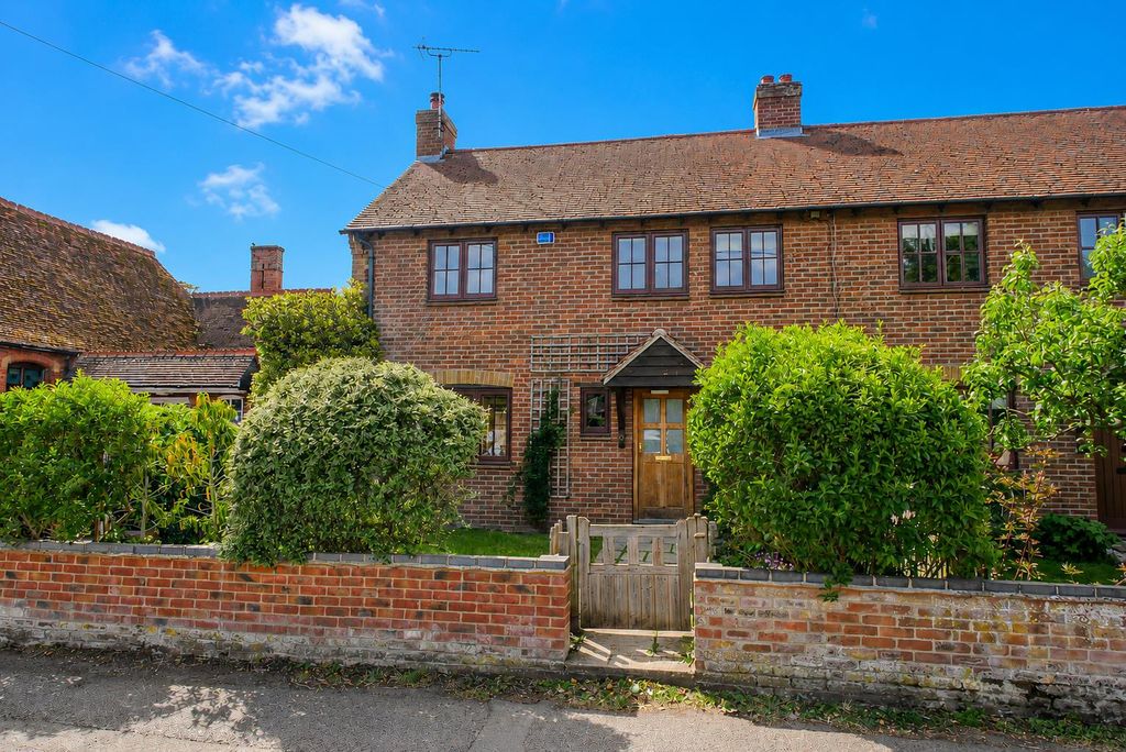 Property photo 1 of 17 Approach