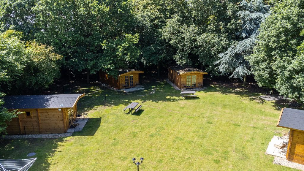 Property photo 2 of 34