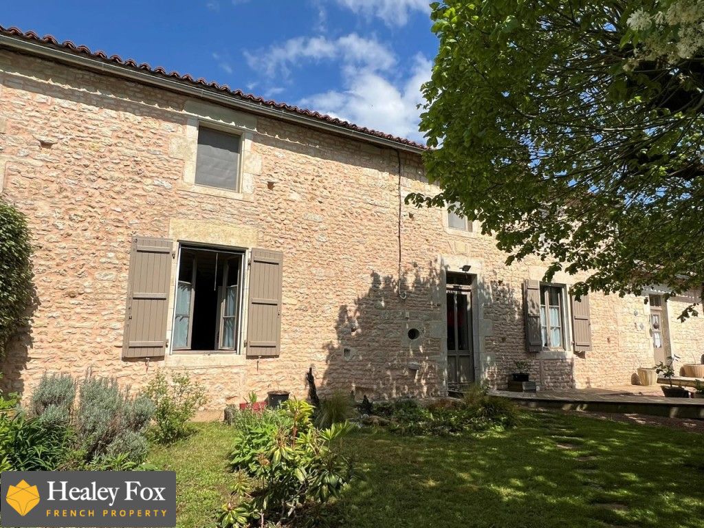 Property photo 2 of 48