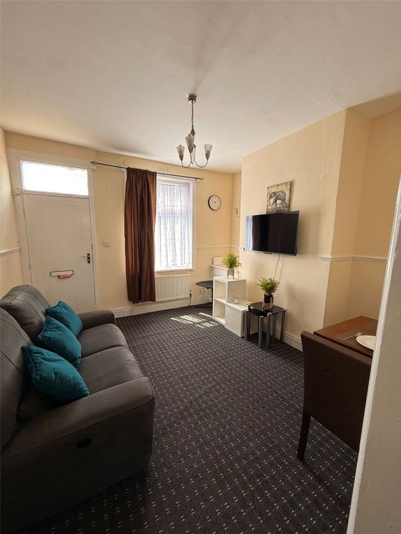 Property photo 1 of 12 Picture No. 04