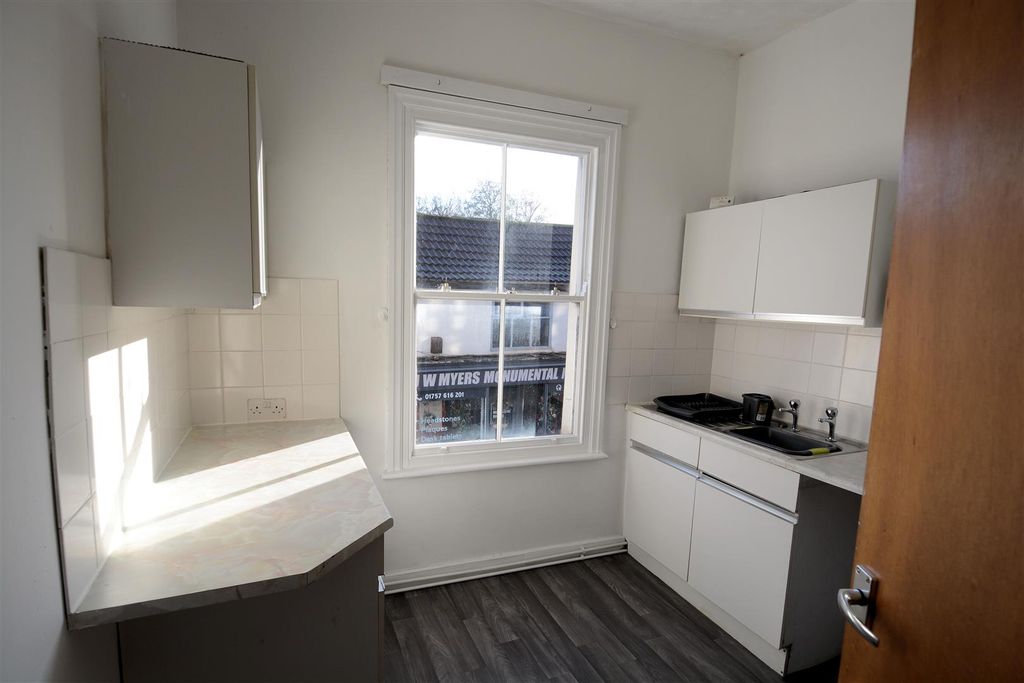 Property photo 3 of 11 New Street Kitchen View.Jpg