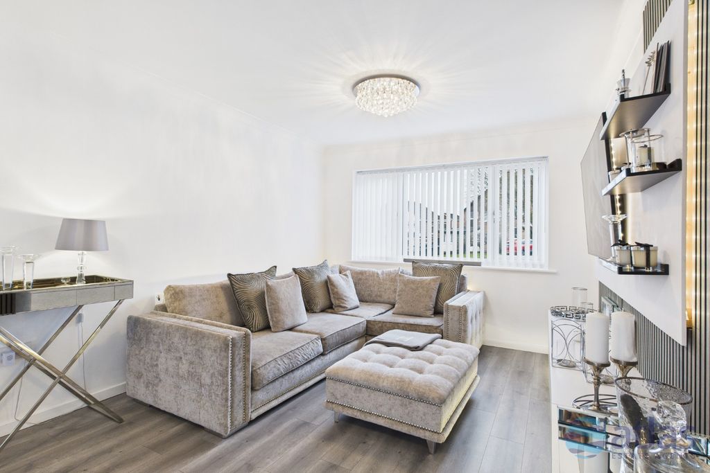 Property photo 3 of 22 Property Image