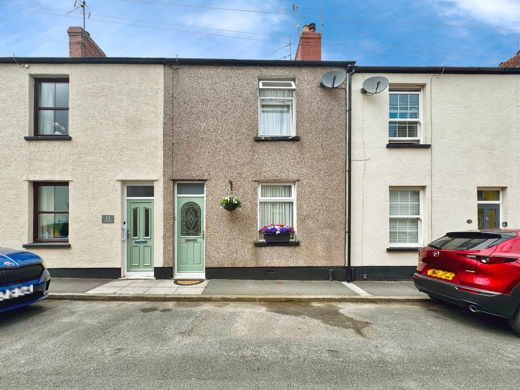 Property photo 1 of 13