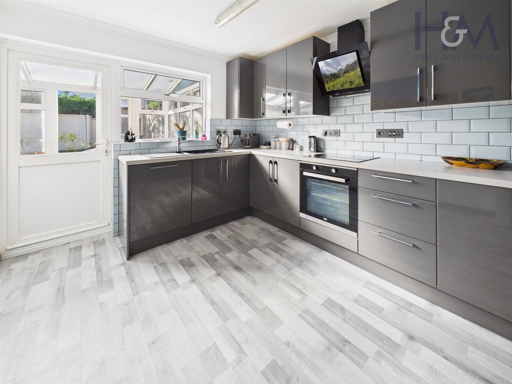 Property photo 3 of 19 Cam02804G0-Pr0383-Still004.Jpg