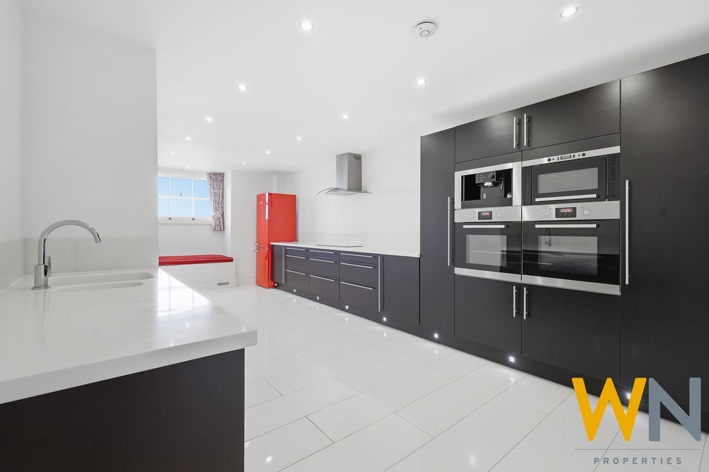 Property photo 3 of 31 Photo 29