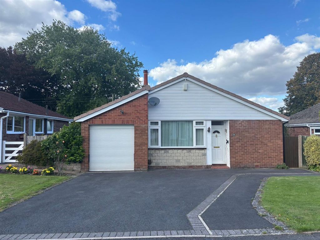 Property photo 1 of 14 Front Of House 2.Jpg