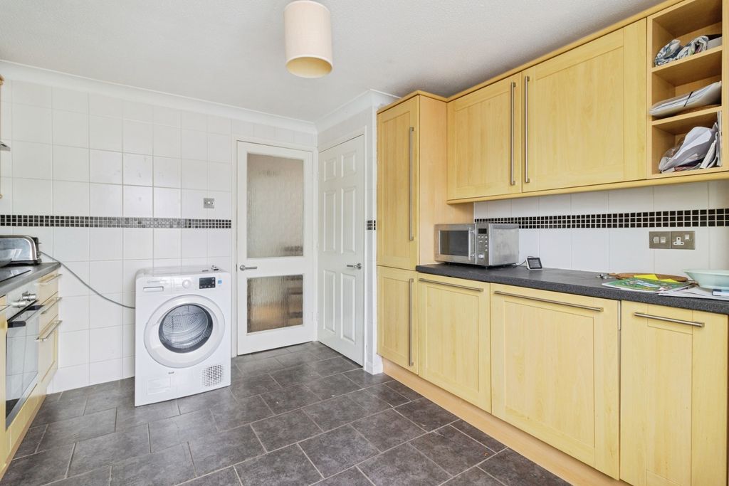 Property photo 3 of 11 Pbox-Img.Jpg