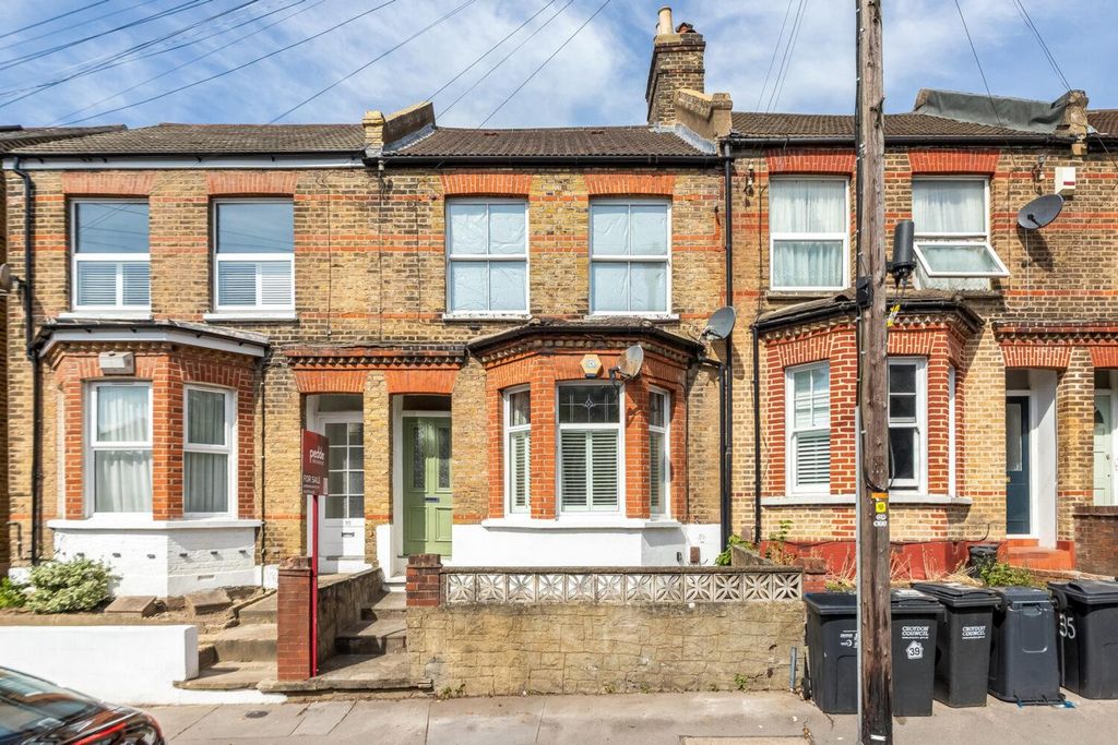 Property photo 2 of 13 Img_2141_c-1500x1000.Jpg