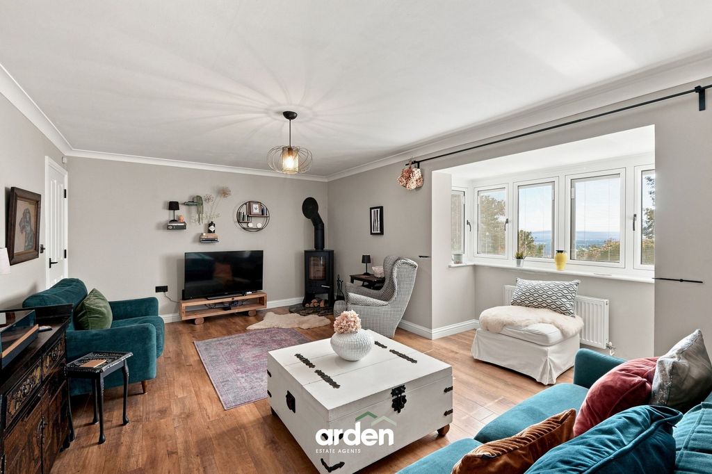 Property photo 3 of 21